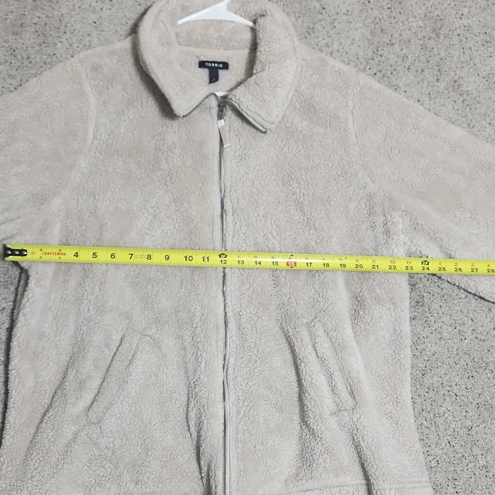 Torrid Sherpa Zip Up Jacket in Beige/Tan Size 4 (X) - Picture 7 of 11